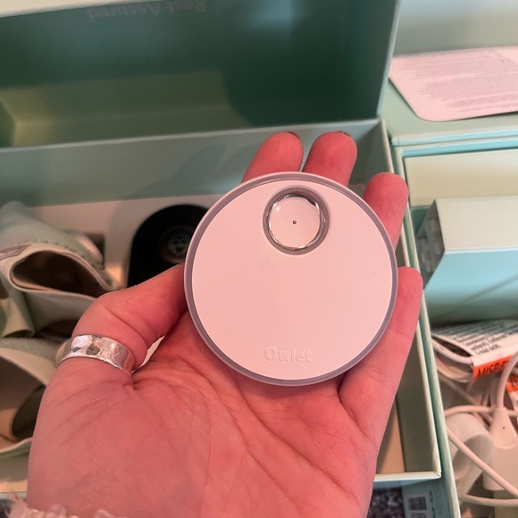 Owlet Monitor Duo - Sock and Camera - Picture 8 of 13